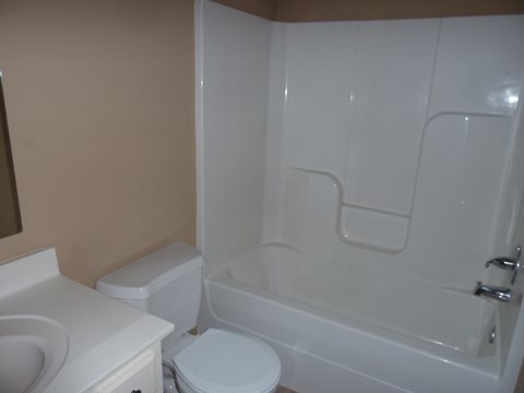 Full Bathroom